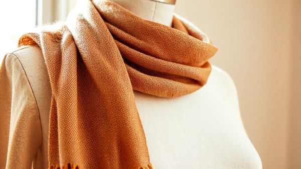 Top 5 écharpes en laine chic pour les femmes à adopter